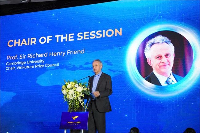 GS. Sir. Richard Henry Friend: Giải thưởng VinFuture là tấm gương phản chiếu đổi mới toàn cầu (28/10/2024)